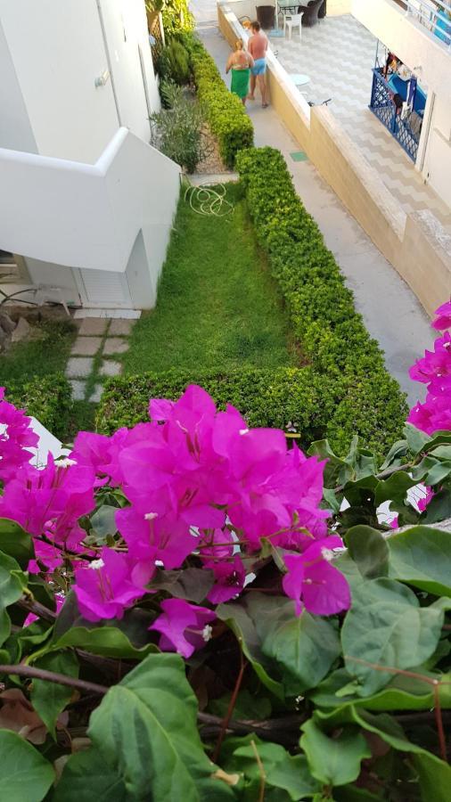 Haraki Mare Studios Beach Front Екстериор снимка